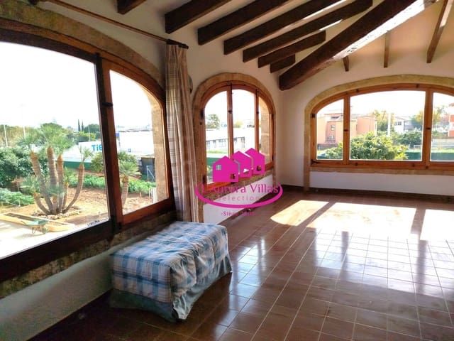 6 quarto Moradia para venda em Centro ciudad, Javea / Xàbia com piscina garagem - 930 000 € (Ref: 9815659)