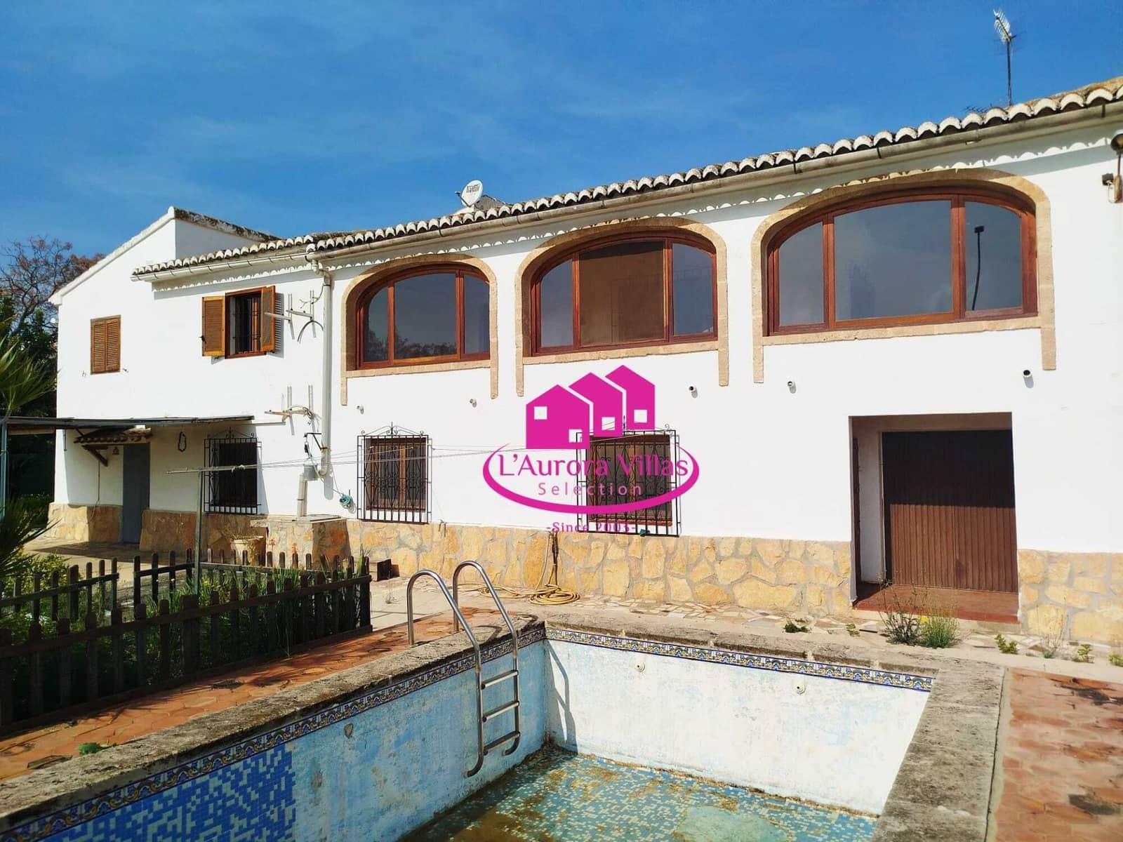 6 quarto Moradia para venda em Javea / Xabia com piscina garagem - 930 000 € (Ref: 9815659)