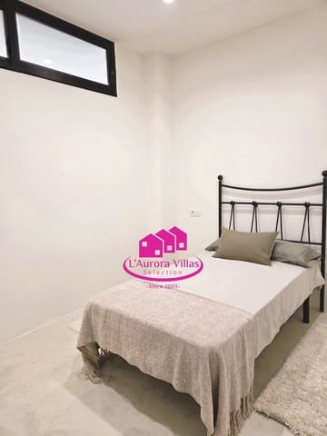 Apartamento de 2 habitaciones en Gata de Gorgos en venta - 169.000 € (Ref: 9817767)