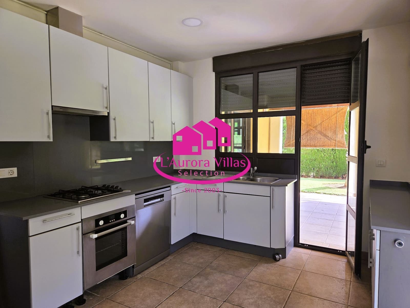 4 soverom Villa til salgs i Javea / Xabia med svømmebasseng garasje - € 945 000 (Ref: 9842644)