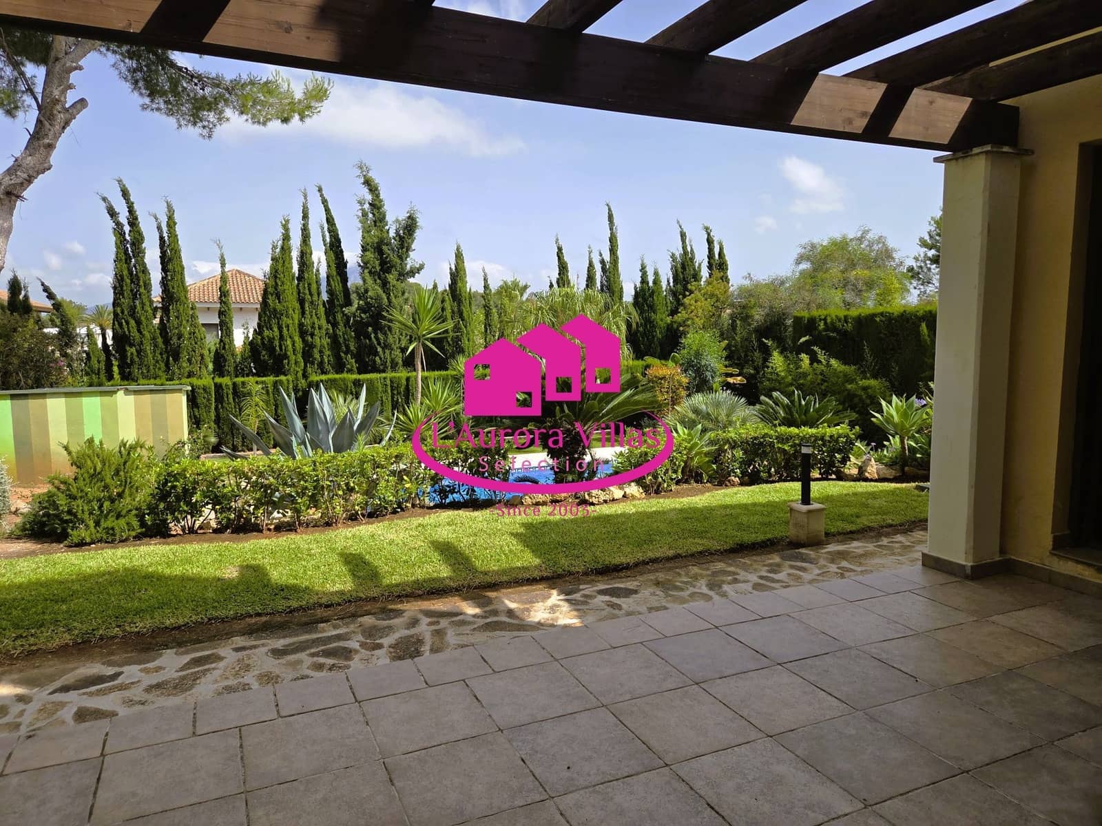 4 soverom Villa til salgs i Javea / Xabia med svømmebasseng garasje - € 945 000 (Ref: 9842644)