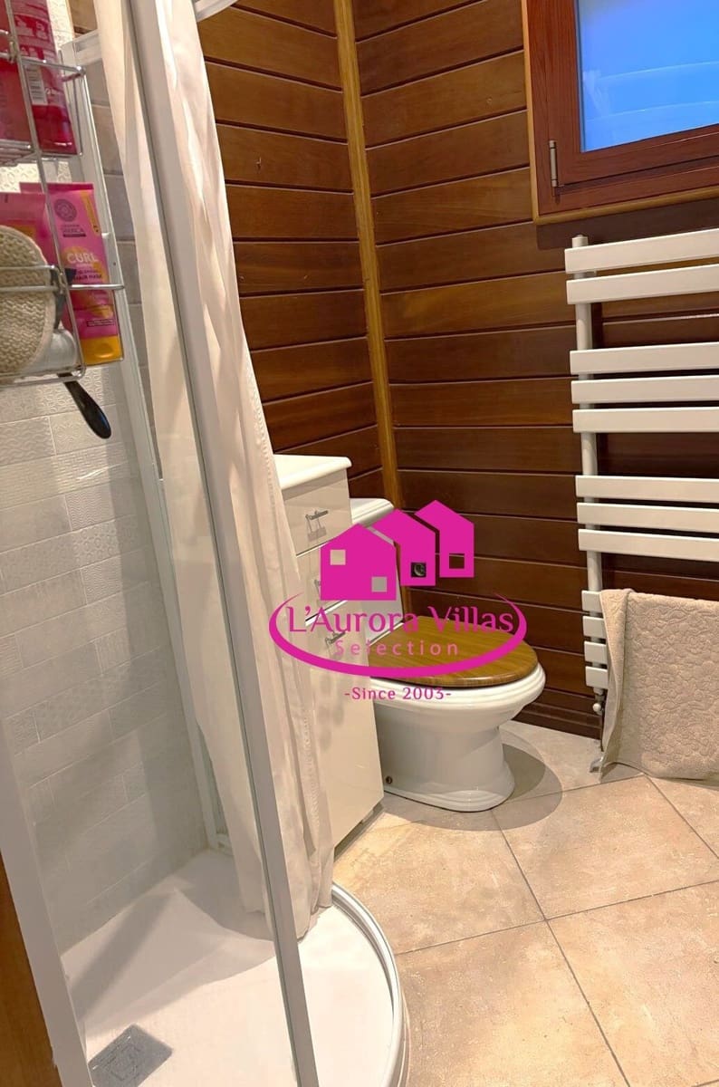 5 bedroom Villa for sale in Pego with pool garage - € 345,000 (Ref: 9848894)