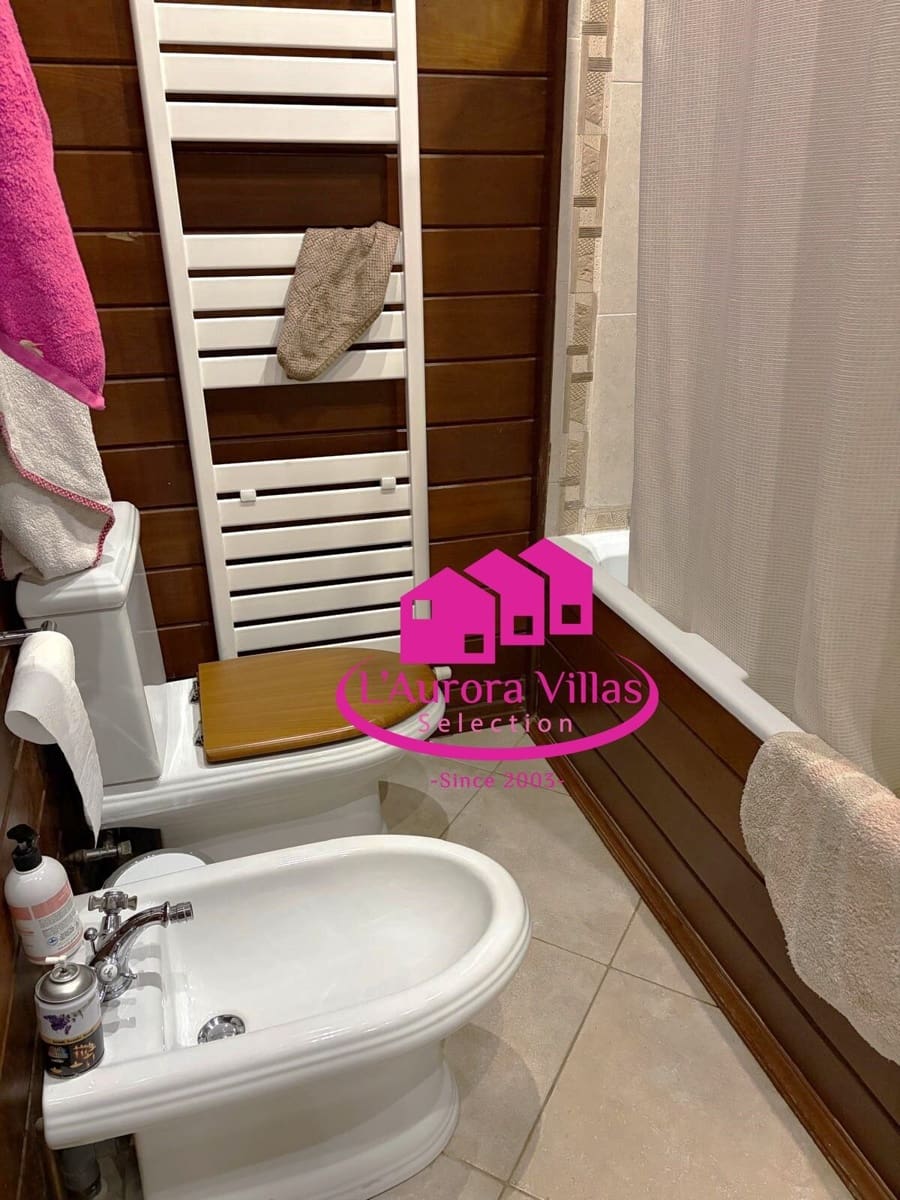 5 bedroom Villa for sale in Pego with pool garage - € 345,000 (Ref: 9848894)