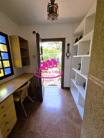 4 chambre Villa/Maison à vendre à Cap Martí - El Tossalet - Pinomar, Javea / Xàbia avec piscine garage - 695 000 € (Ref: 9887936)