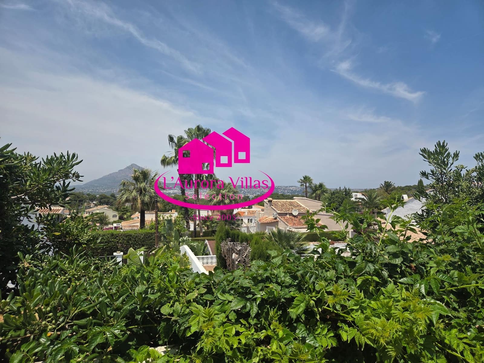 4 Zimmer Villa zu verkaufen in Javea / Xabia mit Pool Garage - 695.000 € (Ref: 9887936)
