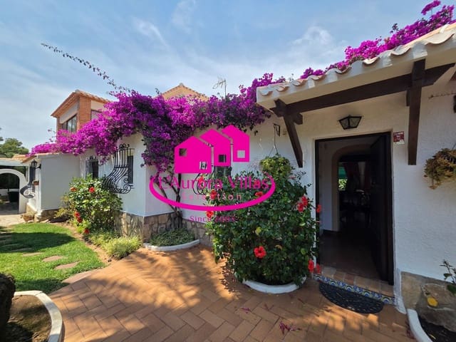 4 chambre Villa/Maison à vendre à Cap Martí - El Tossalet - Pinomar, Javea / Xàbia avec piscine garage - 695 000 € (Ref: 9887936)
