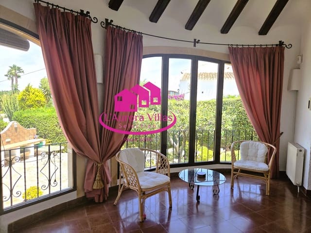 4 chambre Villa/Maison à vendre à Cap Martí - El Tossalet - Pinomar, Javea / Xàbia avec piscine garage - 695 000 € (Ref: 9887936)