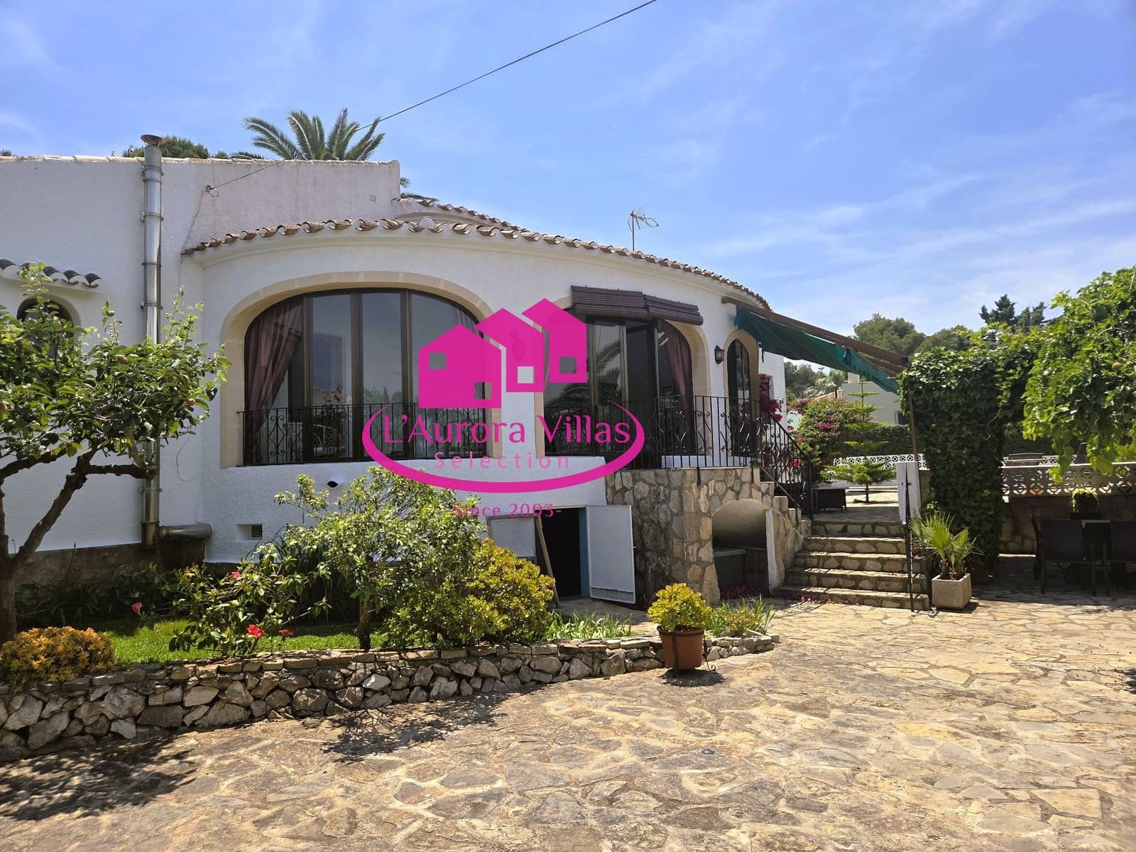 4 Zimmer Villa zu verkaufen in Javea / Xabia mit Pool Garage - 695.000 € (Ref: 9887936)