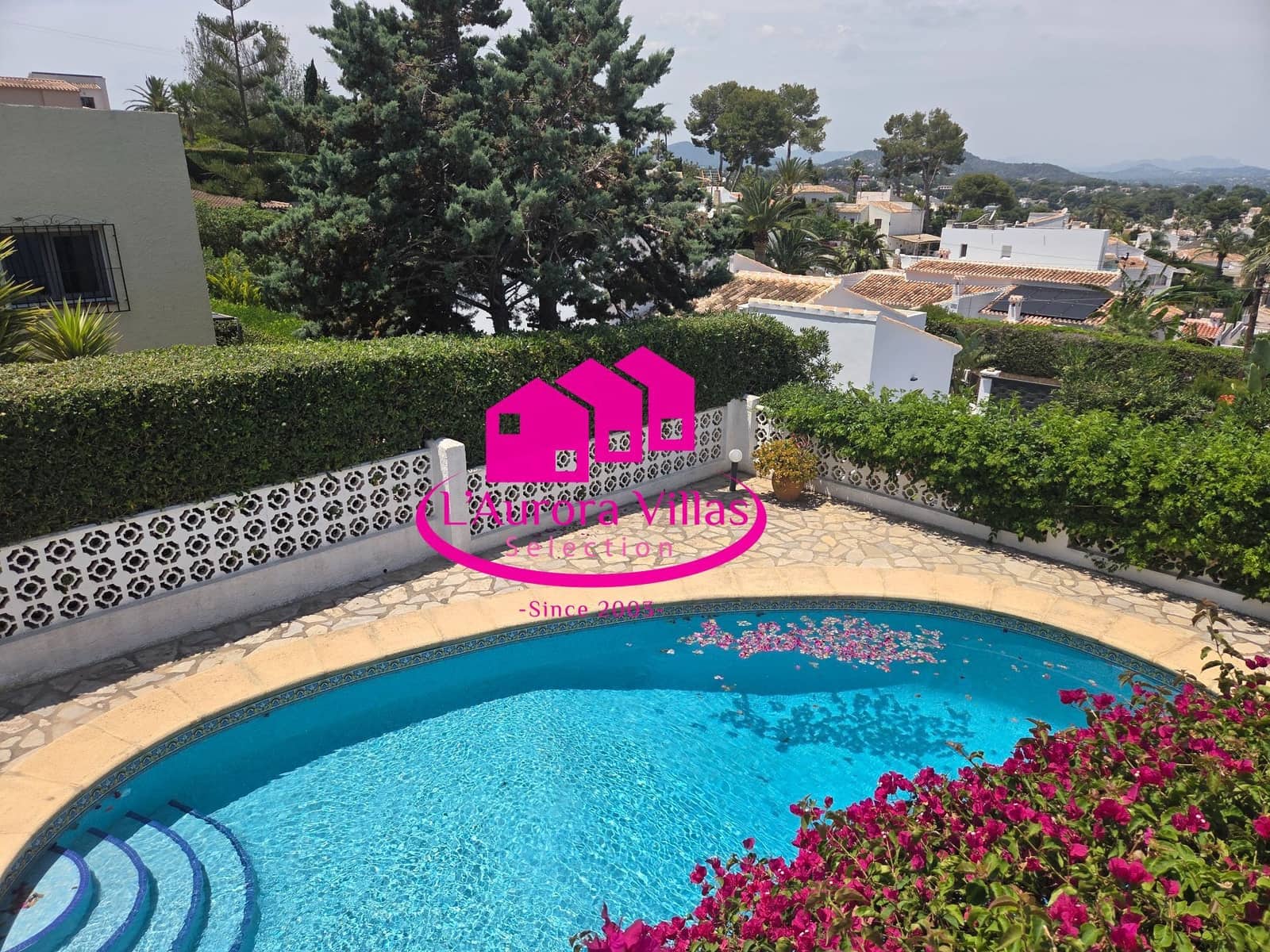 4 Zimmer Villa zu verkaufen in Javea / Xabia mit Pool Garage - 695.000 € (Ref: 9887936)