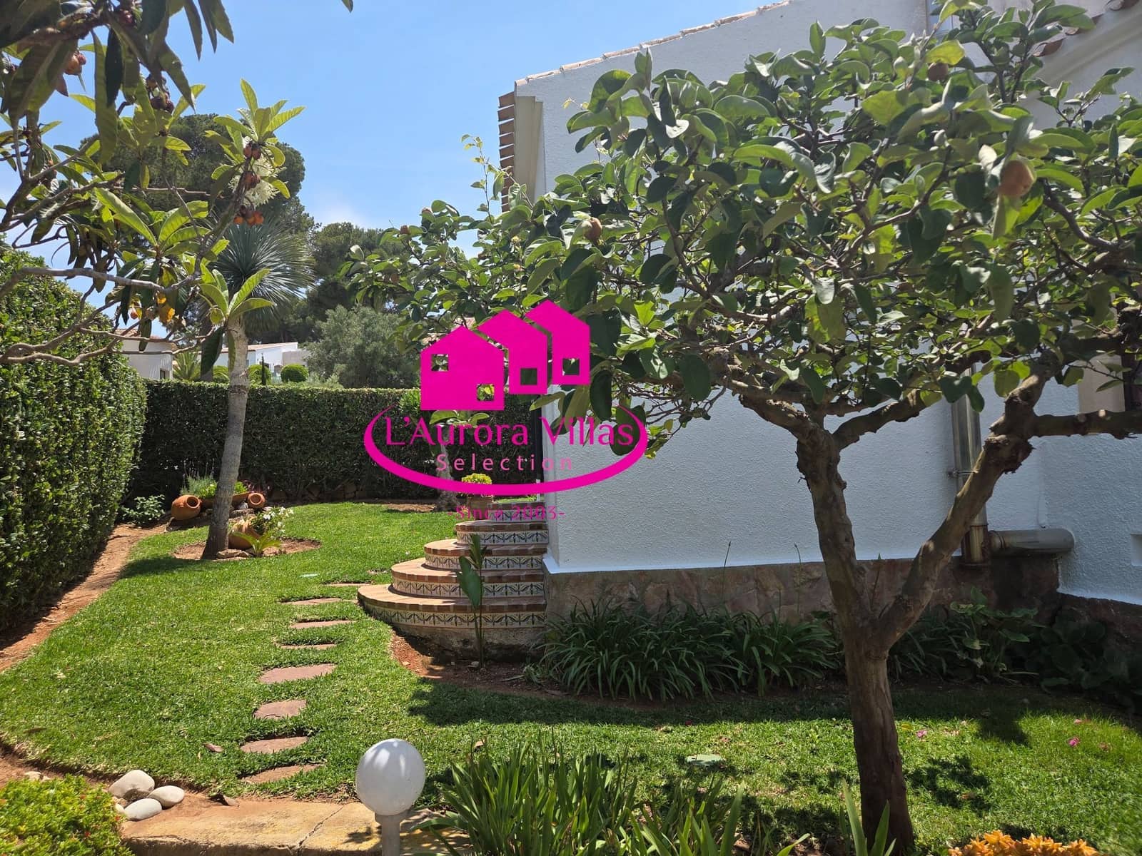 4 Zimmer Villa zu verkaufen in Javea / Xabia mit Pool Garage - 695.000 € (Ref: 9887936)