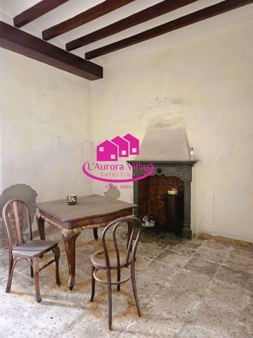 7 bedroom Townhouse for sale in Gata de Gorgos - € 269,000 (Ref: 9896225)