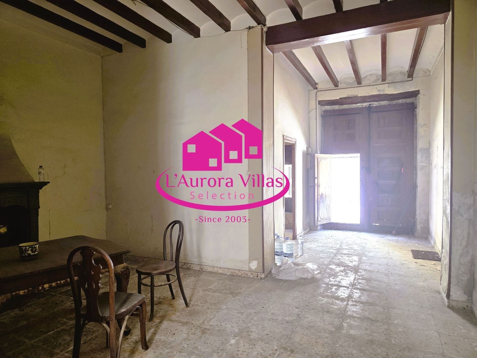7 bedroom Townhouse for sale in Gata de Gorgos - € 269,000 (Ref: 9896225)