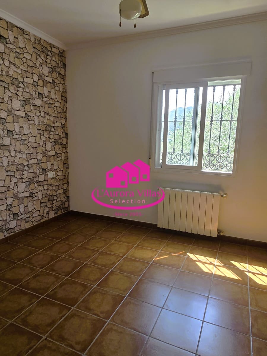 5 quarto Moradia para venda em Orba com piscina garagem - 645 000 € (Ref: 9900230)