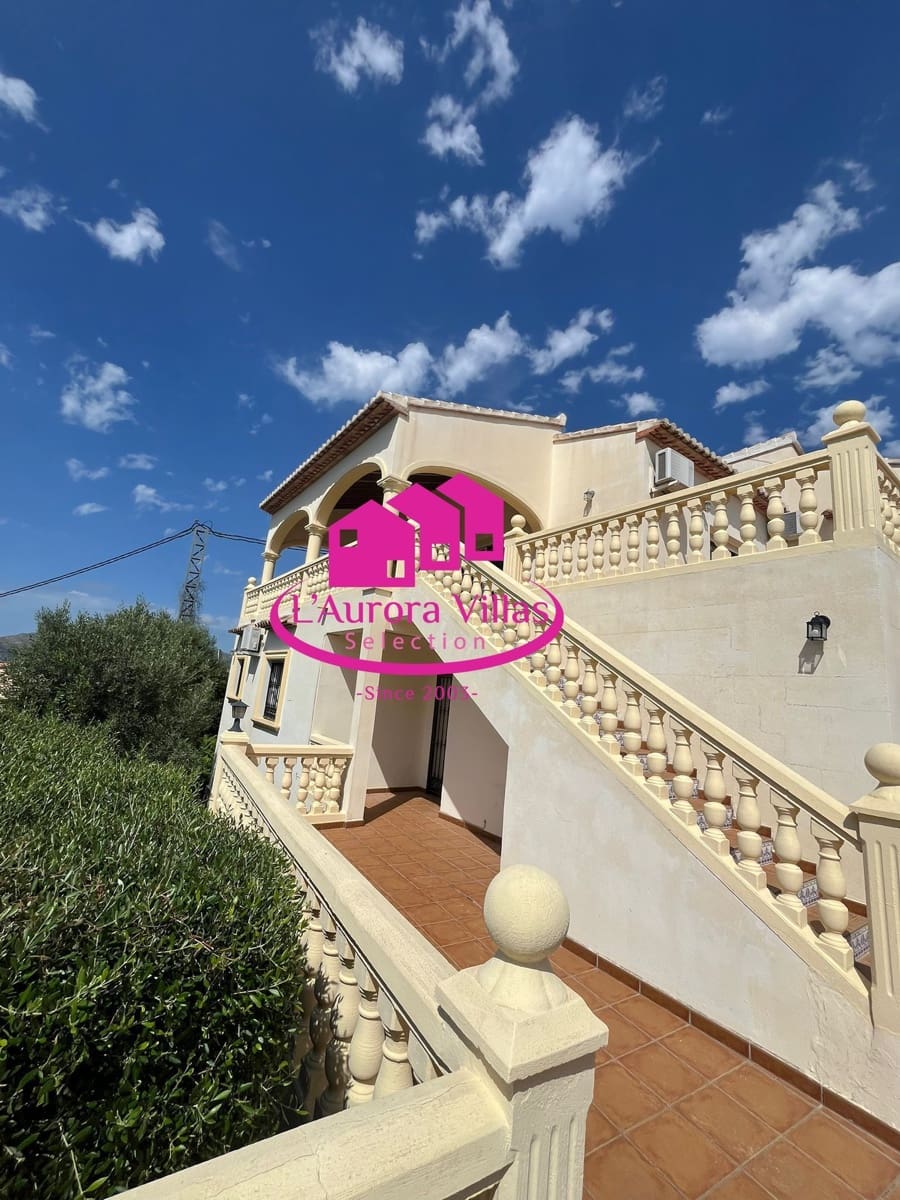 5 quarto Moradia para venda em Orba com piscina garagem - 645 000 € (Ref: 9900230)