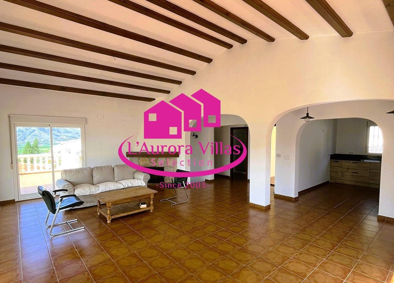 5 quarto Moradia para venda em Orba com piscina garagem - 645 000 € (Ref: 9900230)