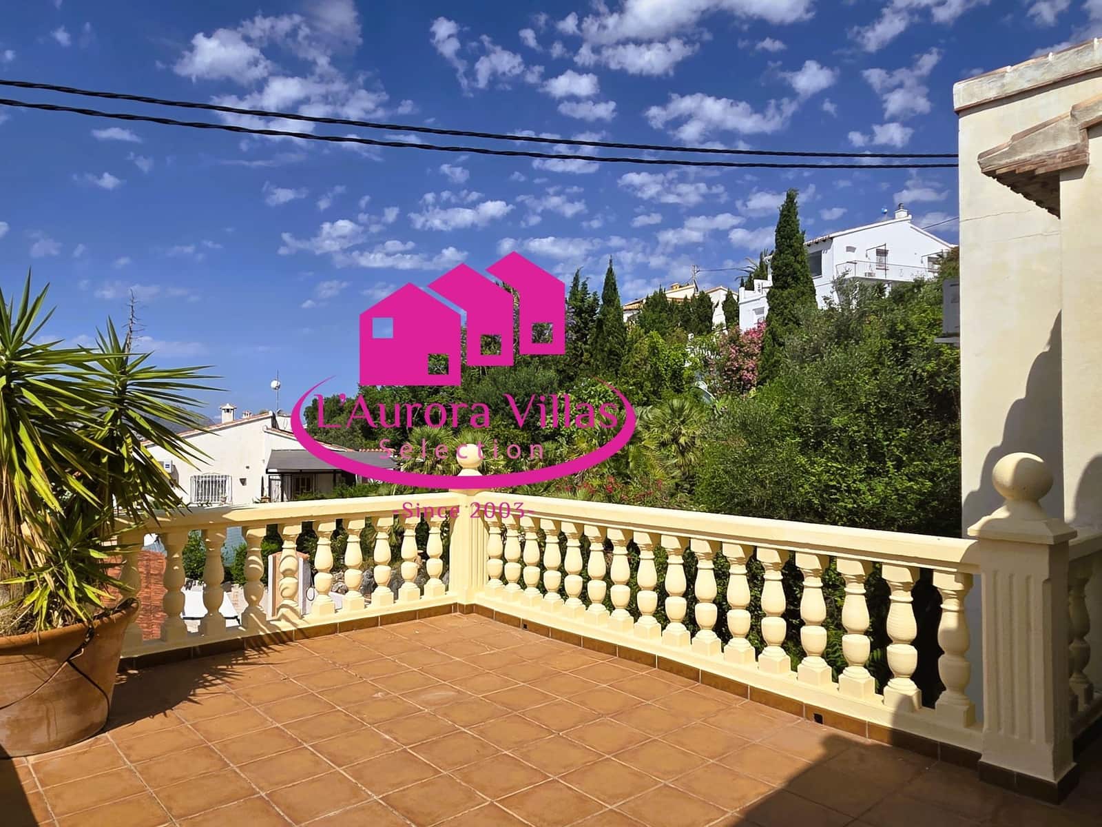 5 quarto Moradia para venda em Orba com piscina garagem - 645 000 € (Ref: 9900230)