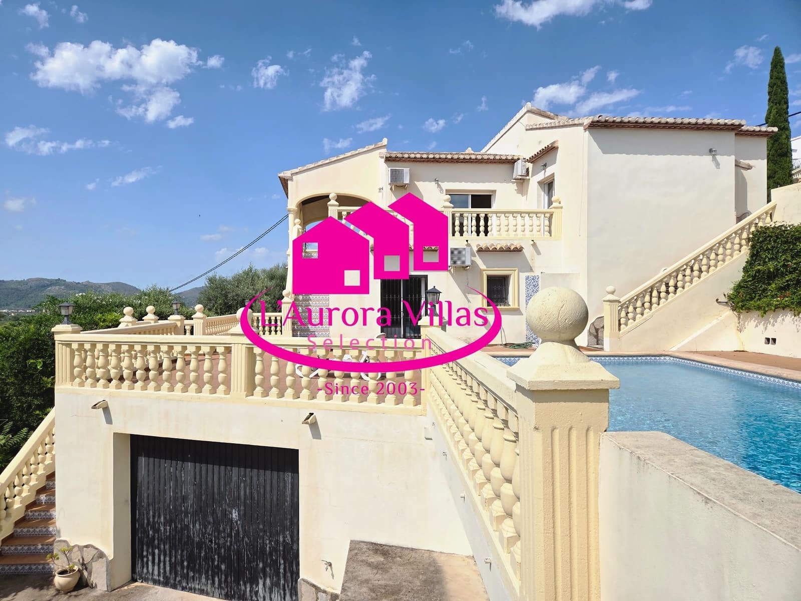 5 quarto Moradia para venda em Orba com piscina garagem - 645 000 € (Ref: 9900230)