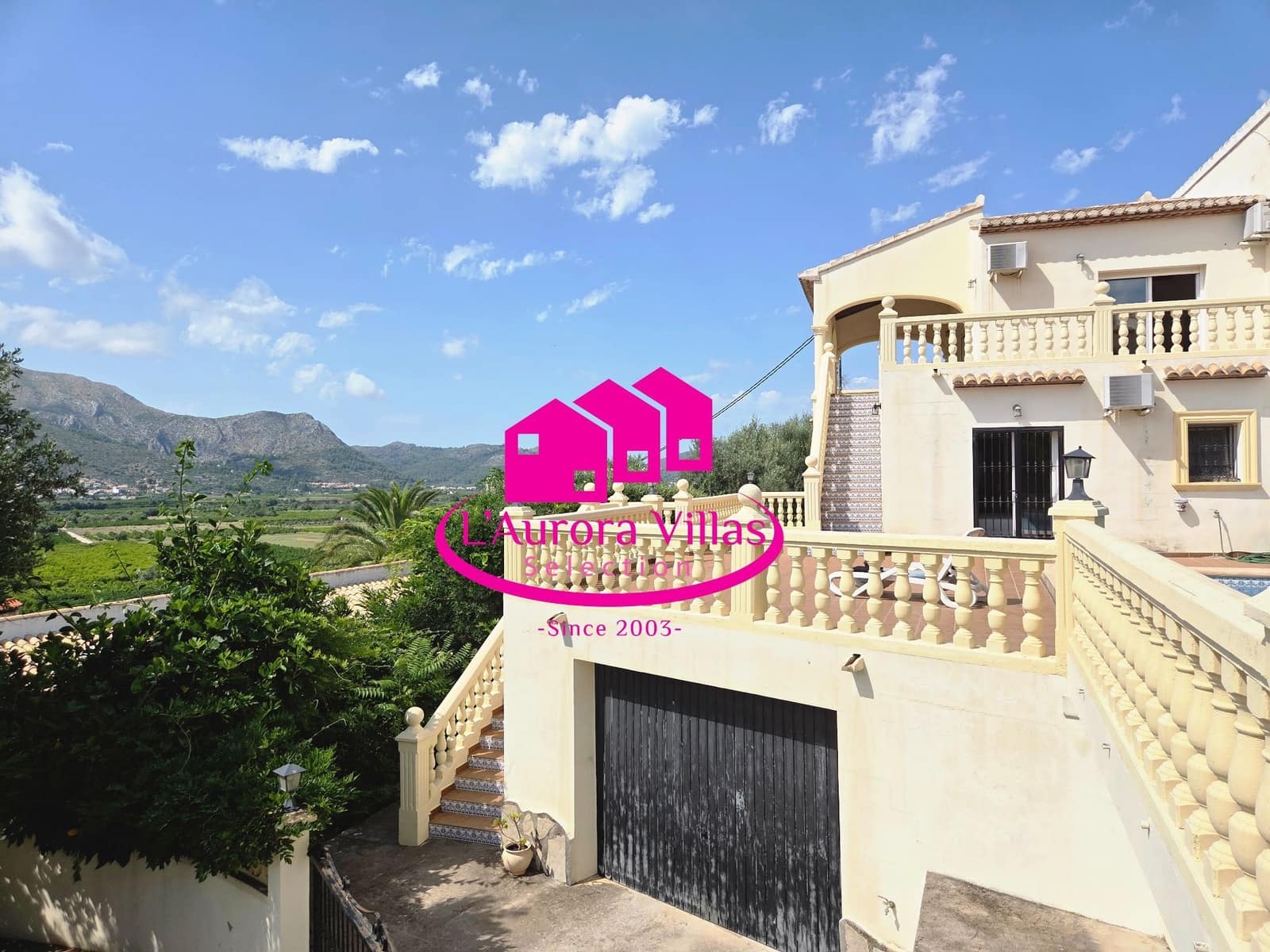 5 quarto Moradia para venda em Orba com piscina garagem - 645 000 € (Ref: 9900230)
