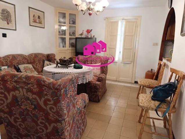2 bedroom Apartment for sale in Cazorla - € 47,000 (Ref: 9937549)
