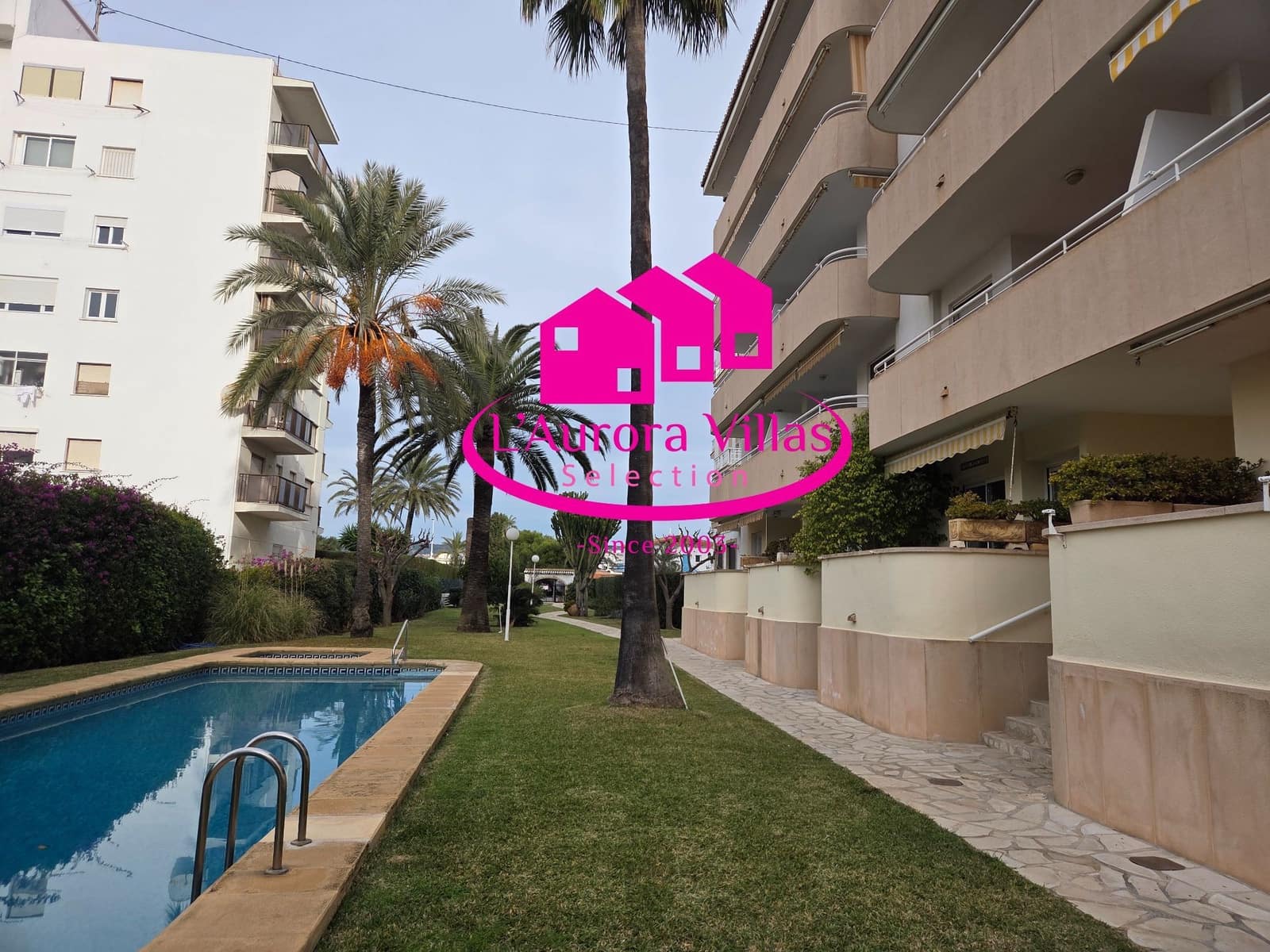 2 camera da letto Appartamento da affittare in Arenal con piscina garage - 950 € (Rif: 9980206)