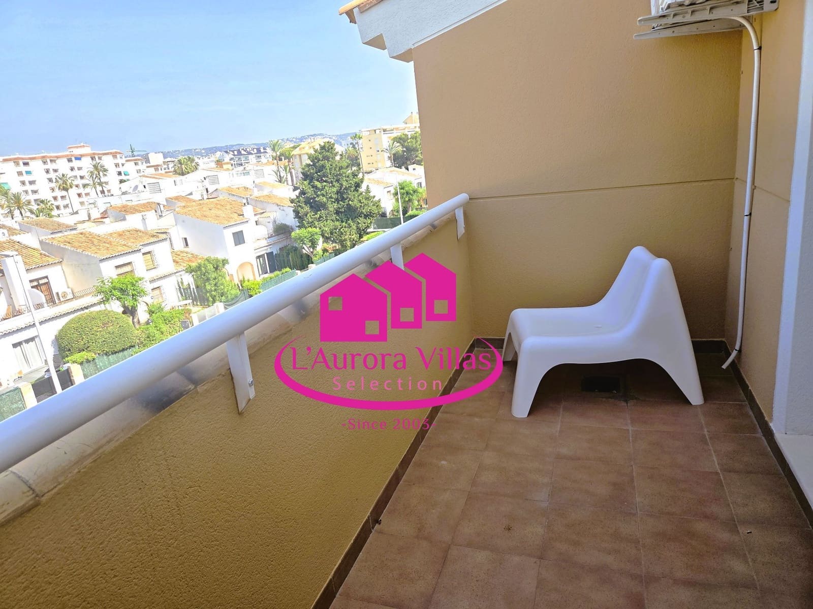 Appartement de 2 chambres à louer à Javea / Xabia avec piscine - 1 500 € (Ref: 9996685)