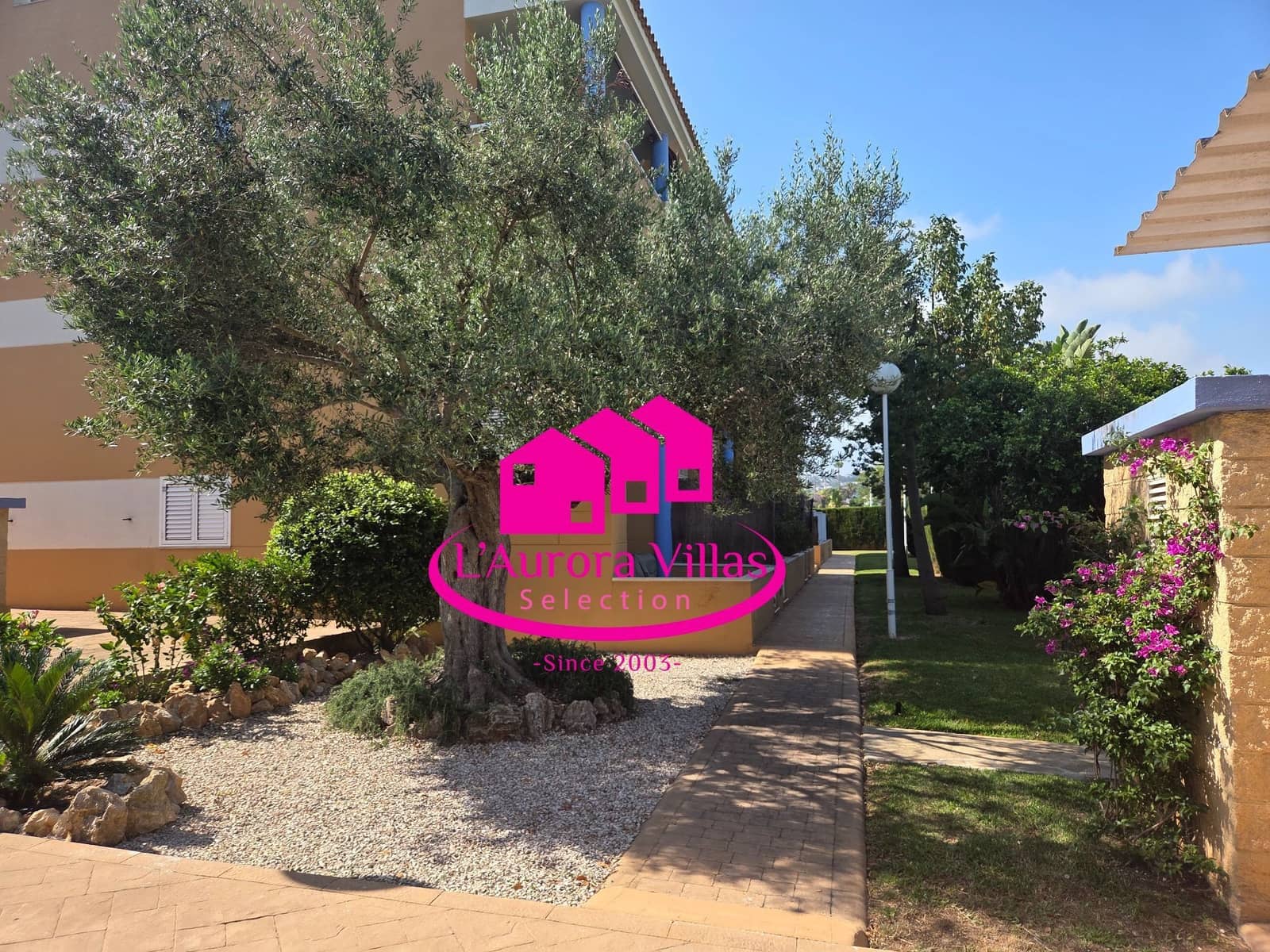 Appartement de 2 chambres à louer à Javea / Xabia avec piscine - 1 500 € (Ref: 9996685)