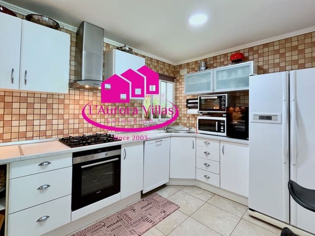 4 soveværelse Lejlighed til salg i Centro ciudad, Javea / Xàbia - € 289.000 (Ref: 9998132)