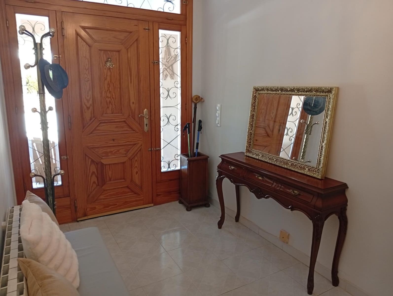 4 bedroom Villa for sale in Jalon / Xalo - € 700,000 (Ref: 10157895)