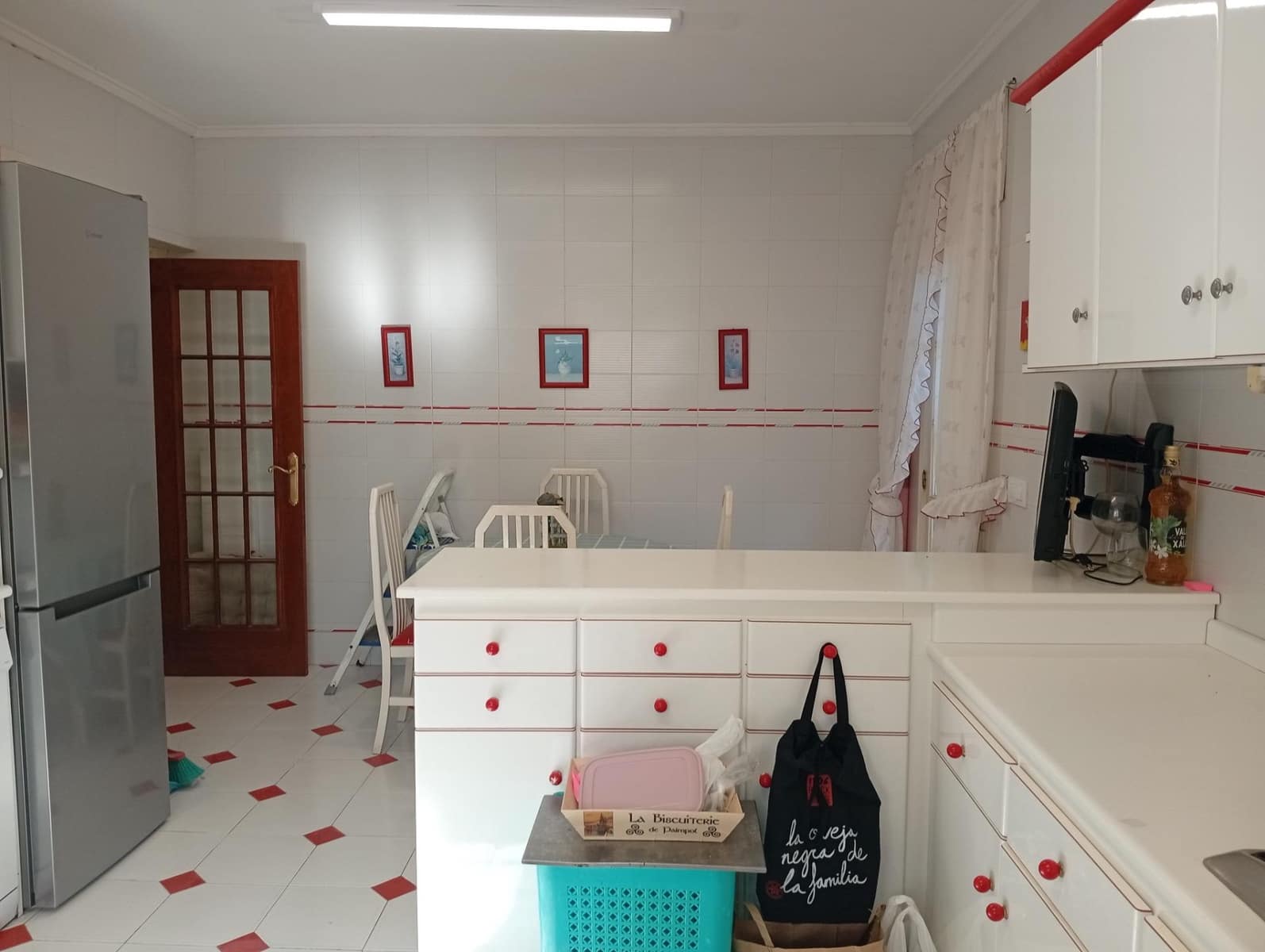4 bedroom Villa for sale in Jalon / Xalo - € 700,000 (Ref: 10157895)
