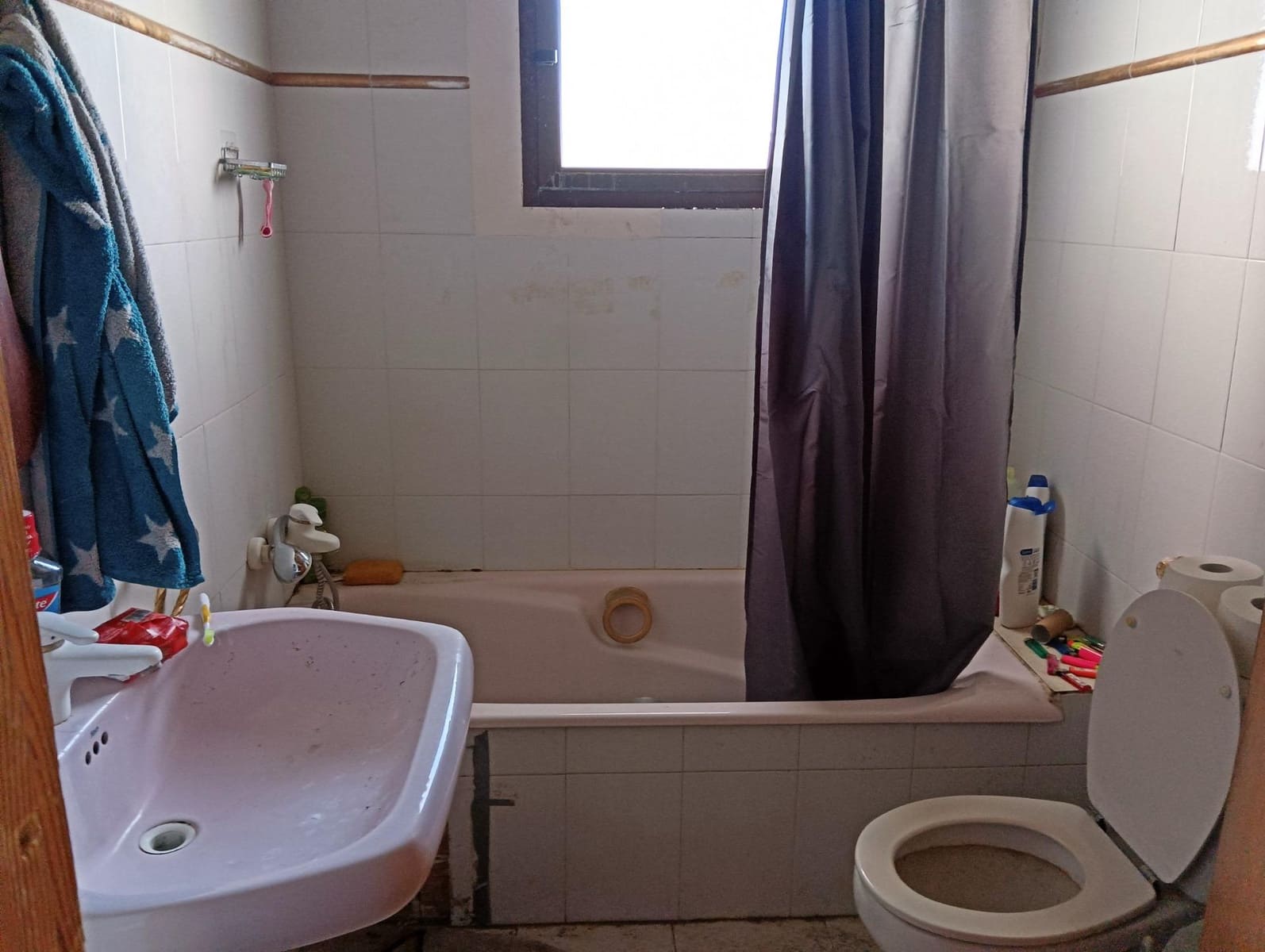 8 bedroom Townhouse for sale in Tormos - € 239,000 (Ref: 10157903)