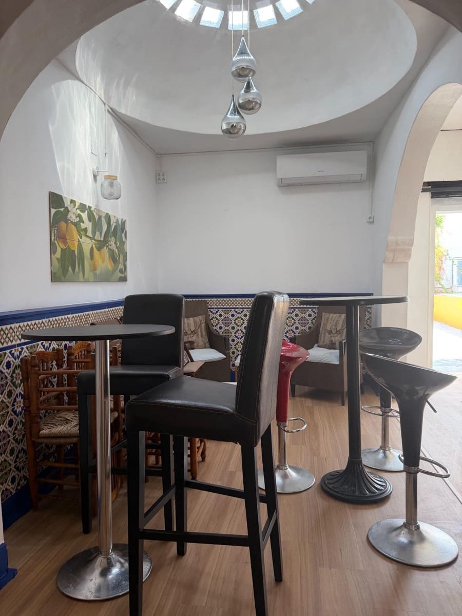 Virksomhed til salg i Orba med garage - € 435.000 (Ref: 10157906)