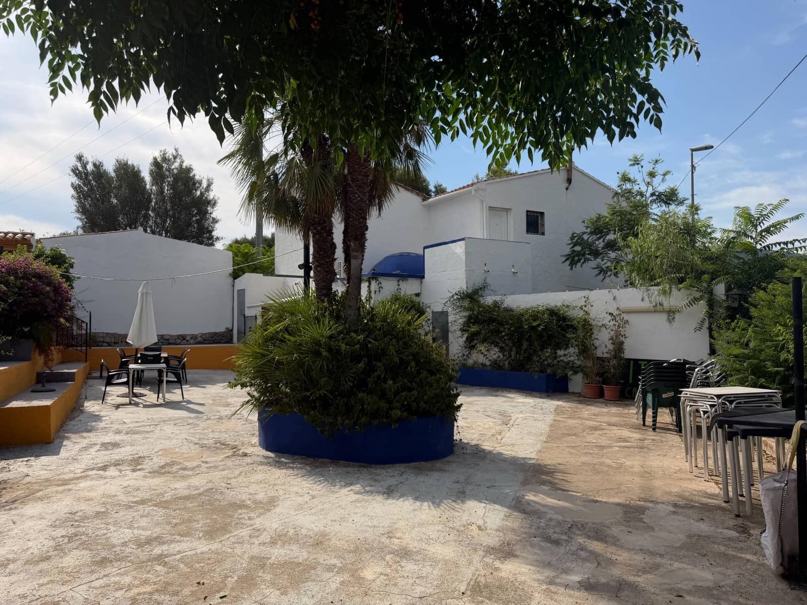 Virksomhed til salg i Orba med garage - € 435.000 (Ref: 10157906)