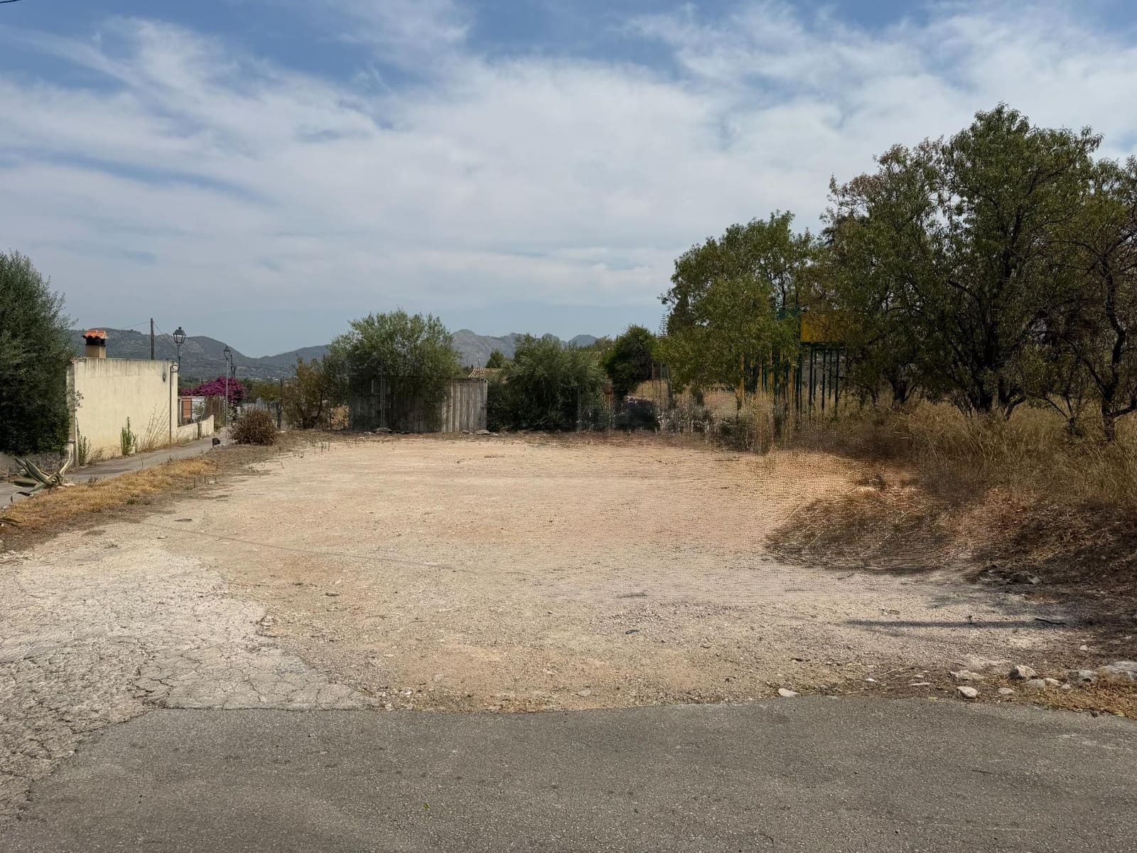 Virksomhed til salg i Orba med garage - € 435.000 (Ref: 10157906)