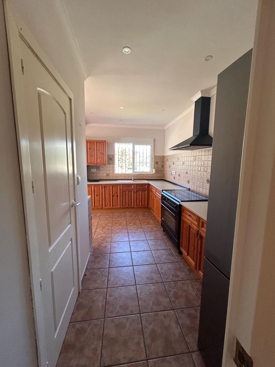 5 bedroom Townhouse for sale in Castell de Castells with pool - € 272,000 (Ref: 10157907)
