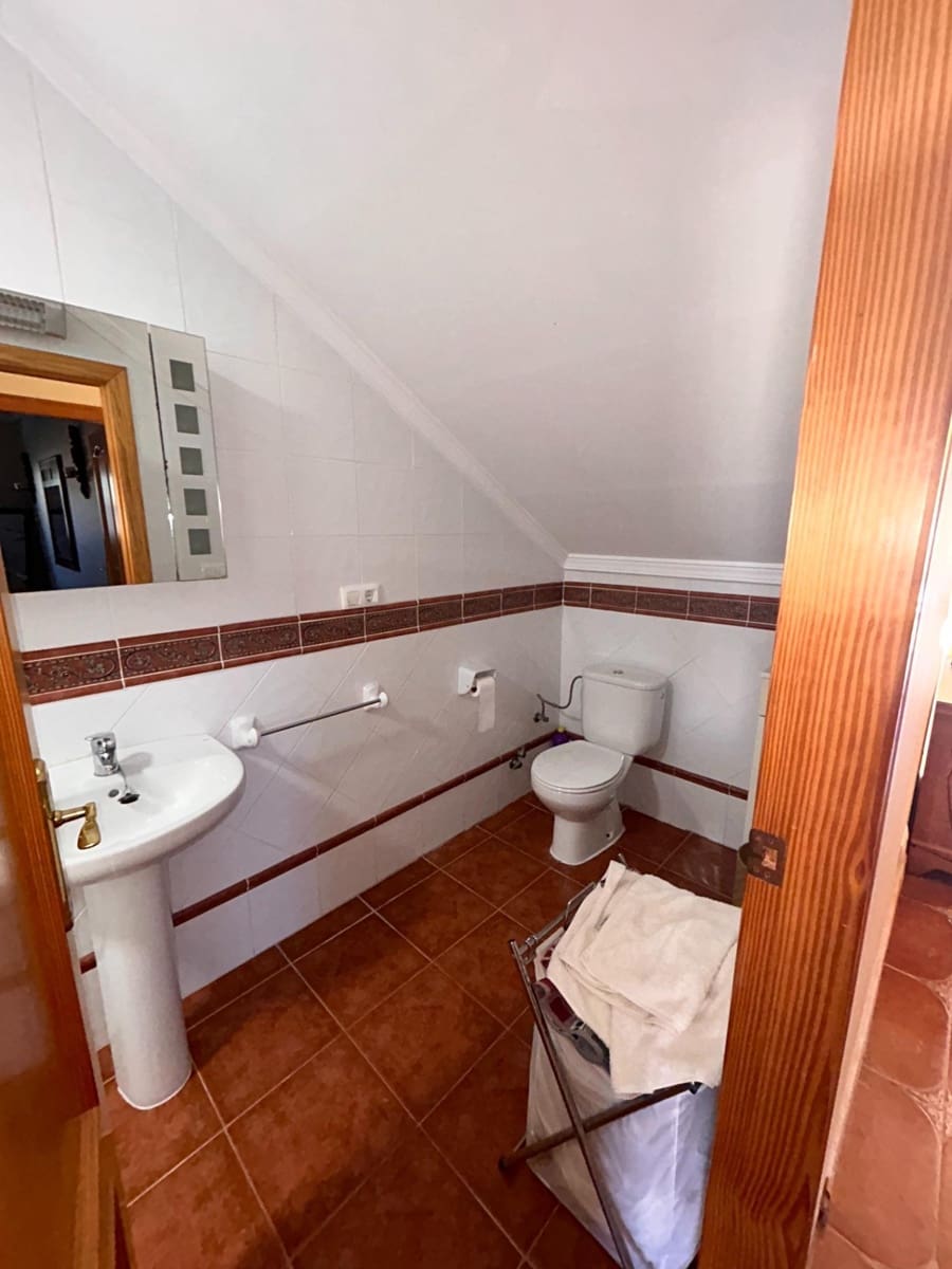 5 bedroom Townhouse for sale in Castell de Castells with pool - € 272,000 (Ref: 10157907)