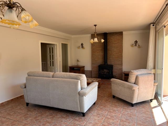 5 makuuhuone Omakotitalo myytävänä paikassa Castell de Castells mukana uima-altaan - 272 000 € (Ref: 10157907)