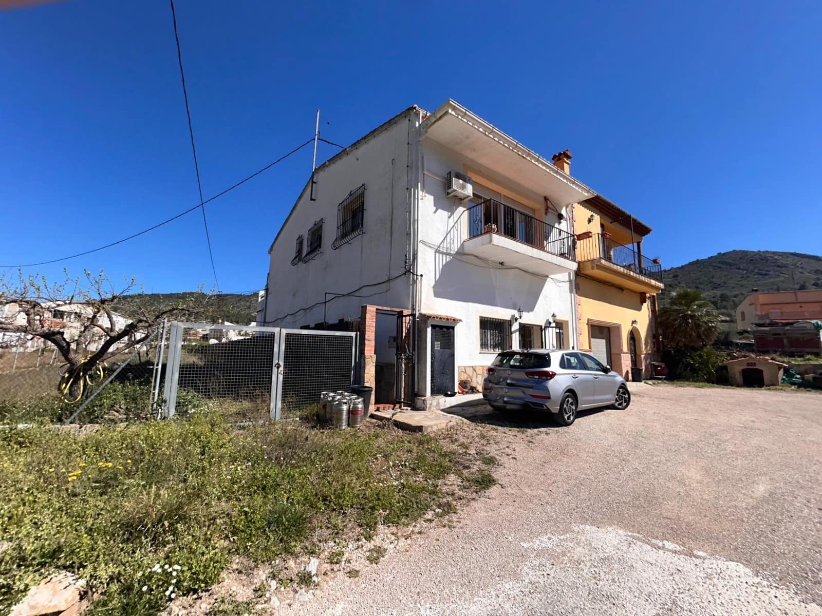 5 bedroom Townhouse for sale in Castell de Castells with pool - € 272,000 (Ref: 10157907)