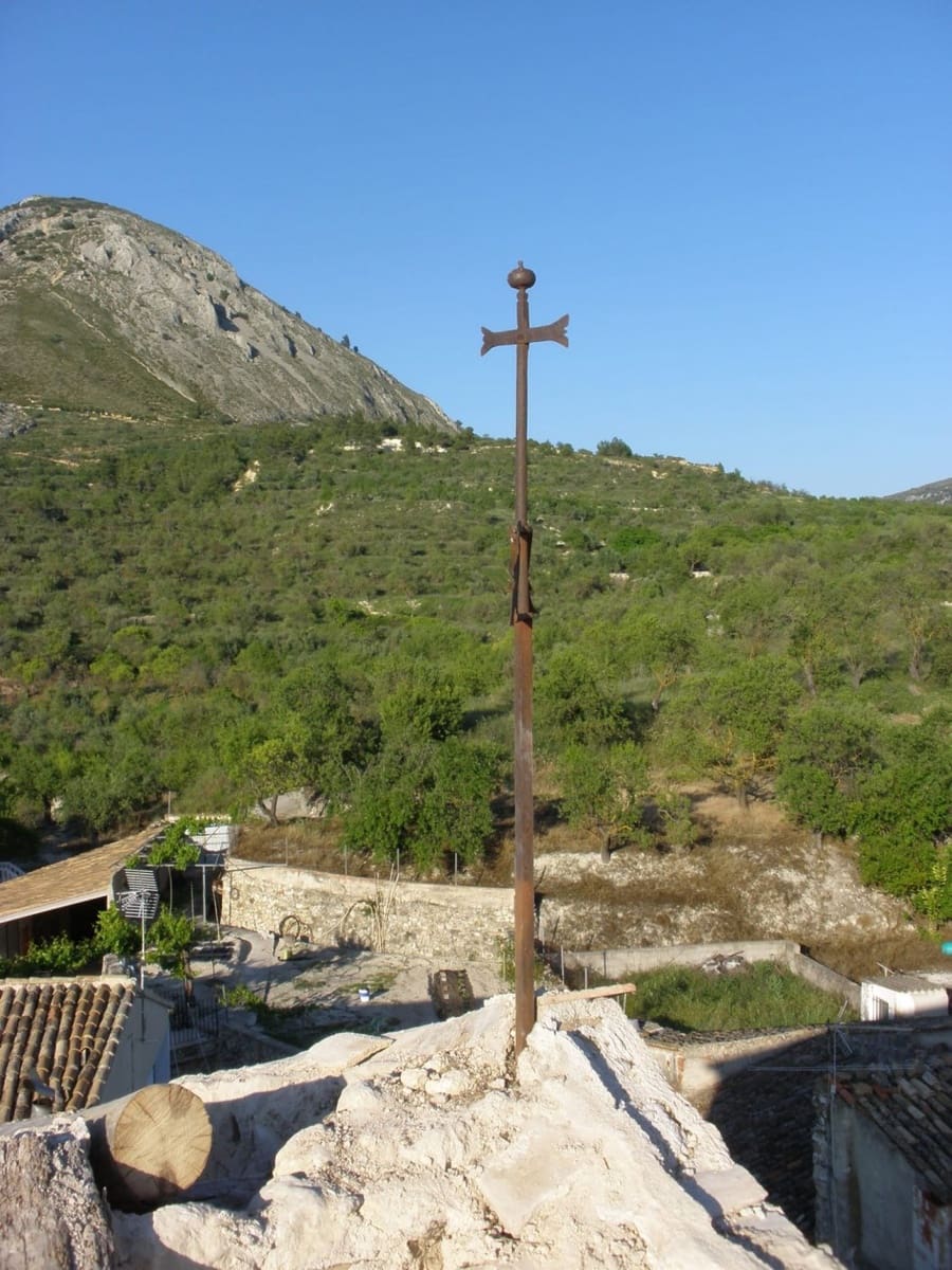 8 soveværelse Byhus til salg i Benasau - € 160.000 (Ref: 3082875)