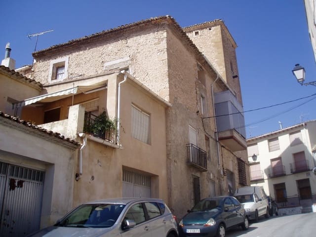 8 bedroom Townhouse for sale in Benasau - € 160,000 (Ref: 3082875)