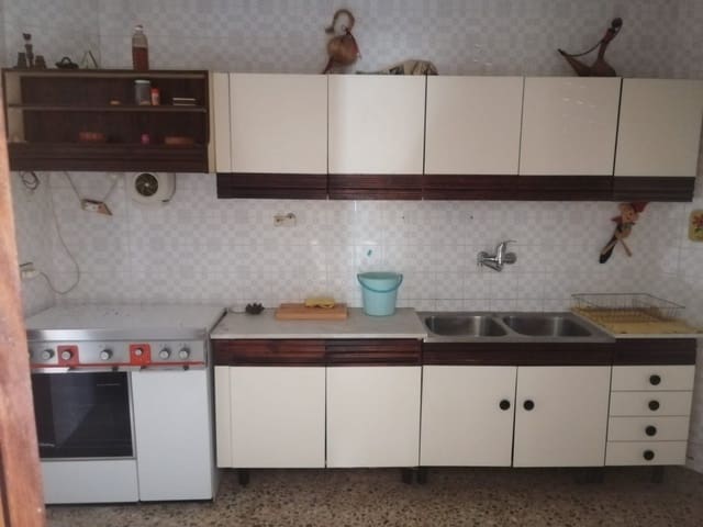 8 bedroom Townhouse for sale in Benasau - € 160,000 (Ref: 3082875)