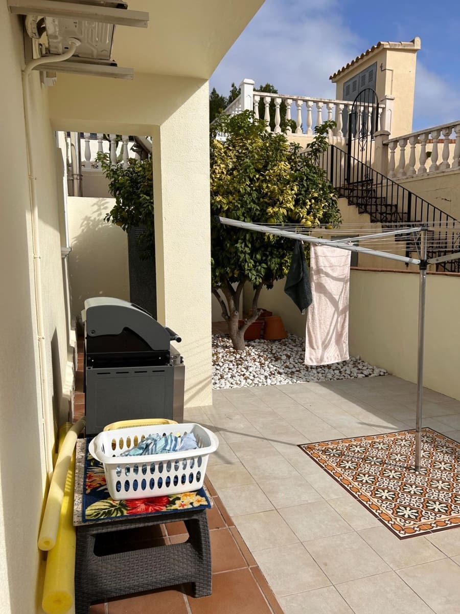 3 Zimmer Villa zu verkaufen in Parcent mit Pool - 345.000 € (Ref: 9337956)