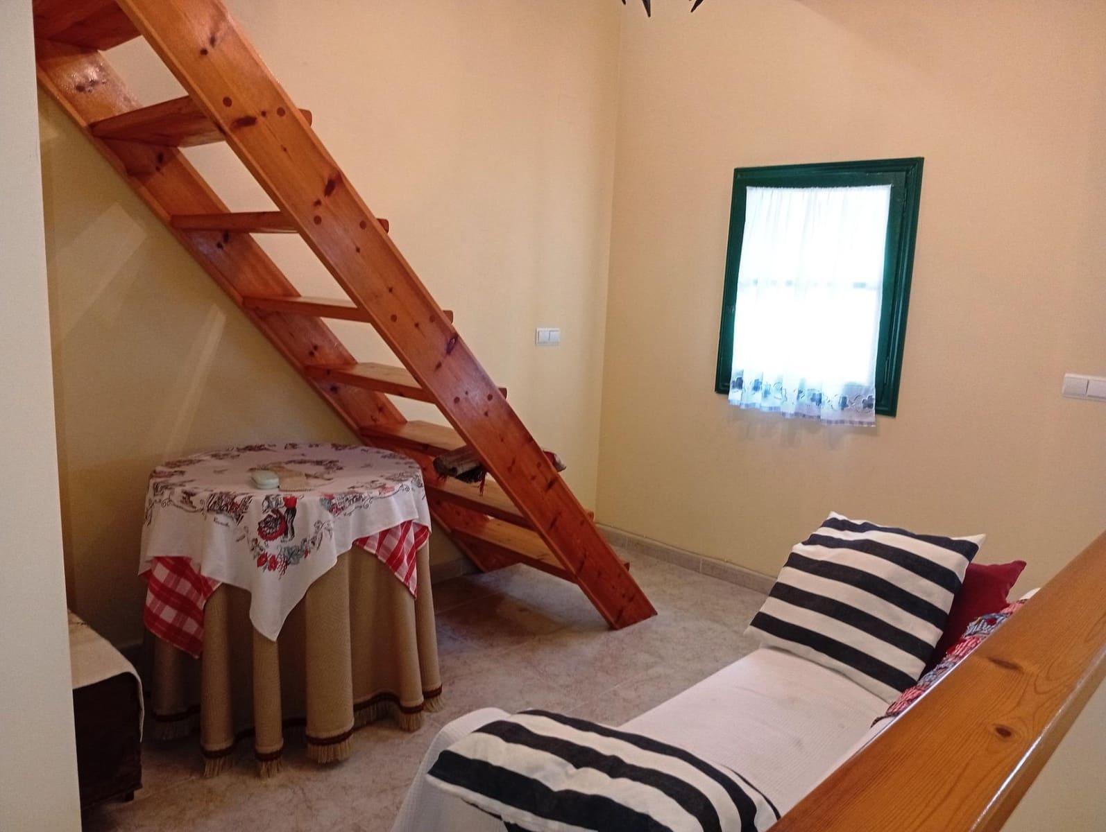 Casa de 3 habitaciones en Tárbena en venta - 130.000 € (Ref: 9518850)