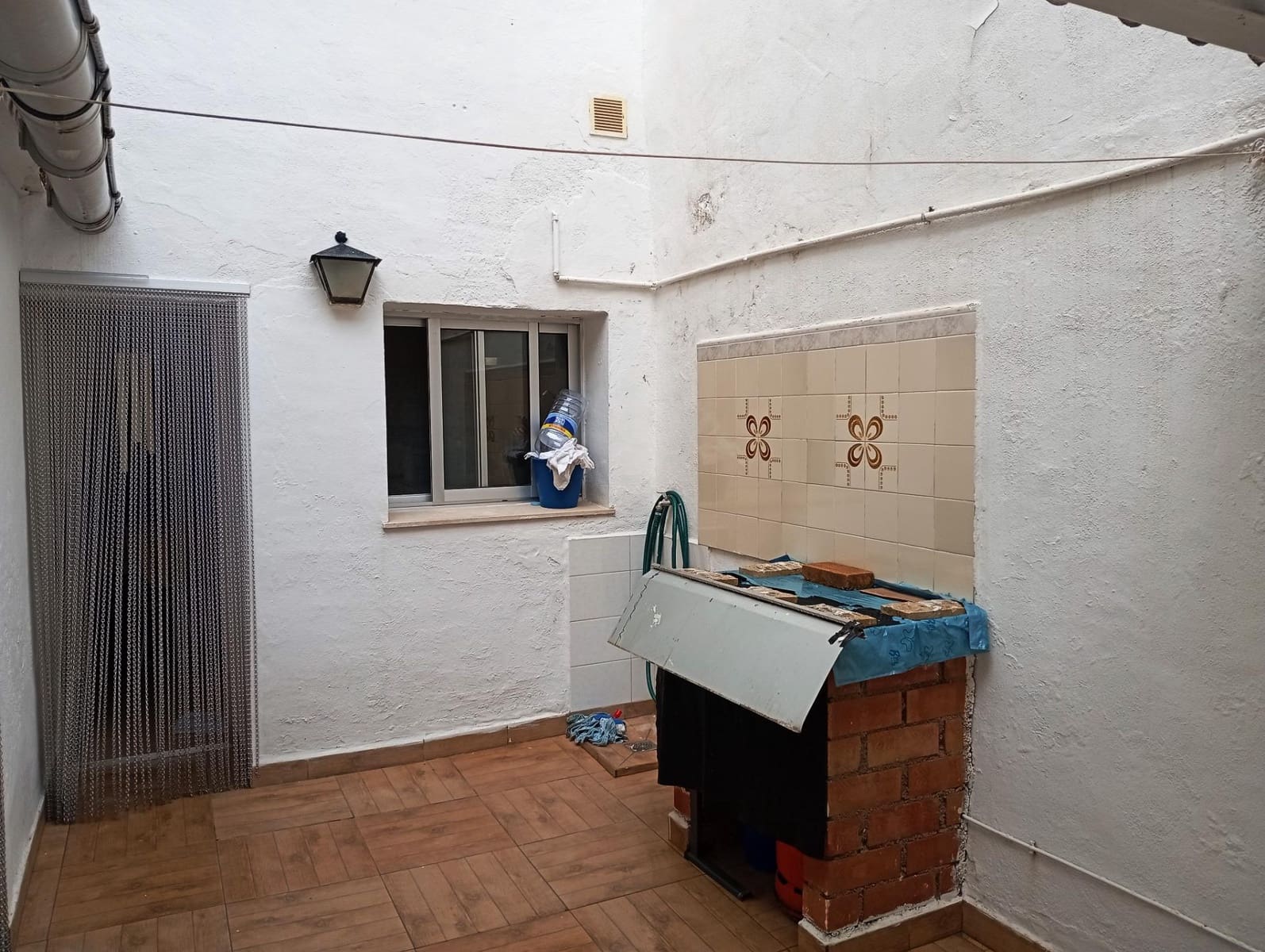 Casa de 3 habitaciones en Tárbena en venta - 130.000 € (Ref: 9518850)