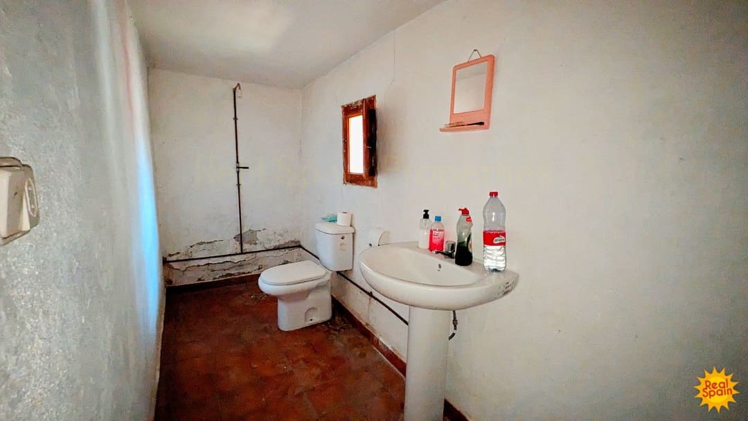 3 bedroom Finca/Country House for sale in Velez-Rubio - € 150,000 (Ref: 10027031)