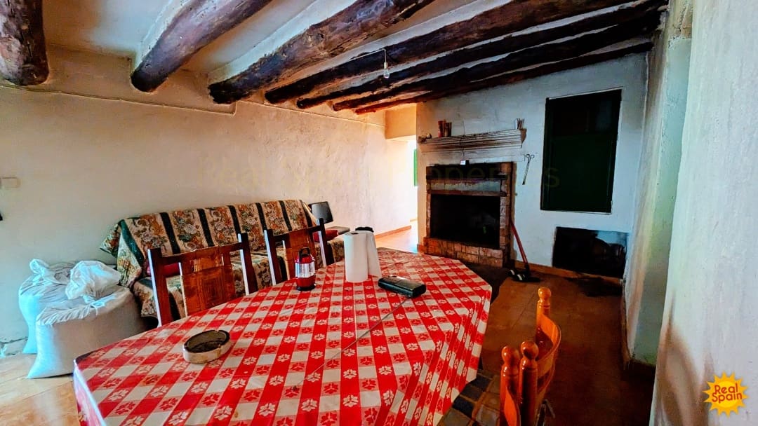 3 bedroom Finca/Country House for sale in Velez-Rubio - € 150,000 (Ref: 10027031)