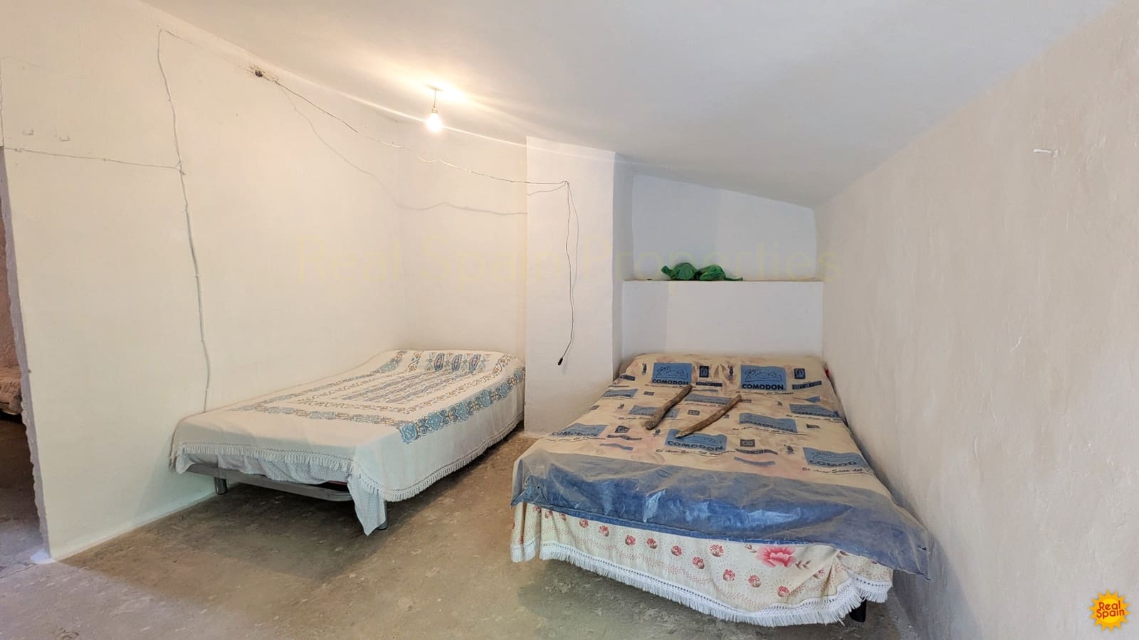5 makuuhuone Omakotitalo myytävänä paikassa Chirivel - 30 000 € (Ref: 10027032)