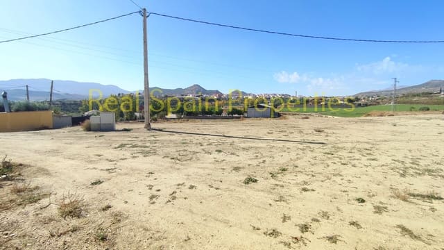 Mark till salu i Vélez-Rubio - 77 000 € (Ref: 8417194)