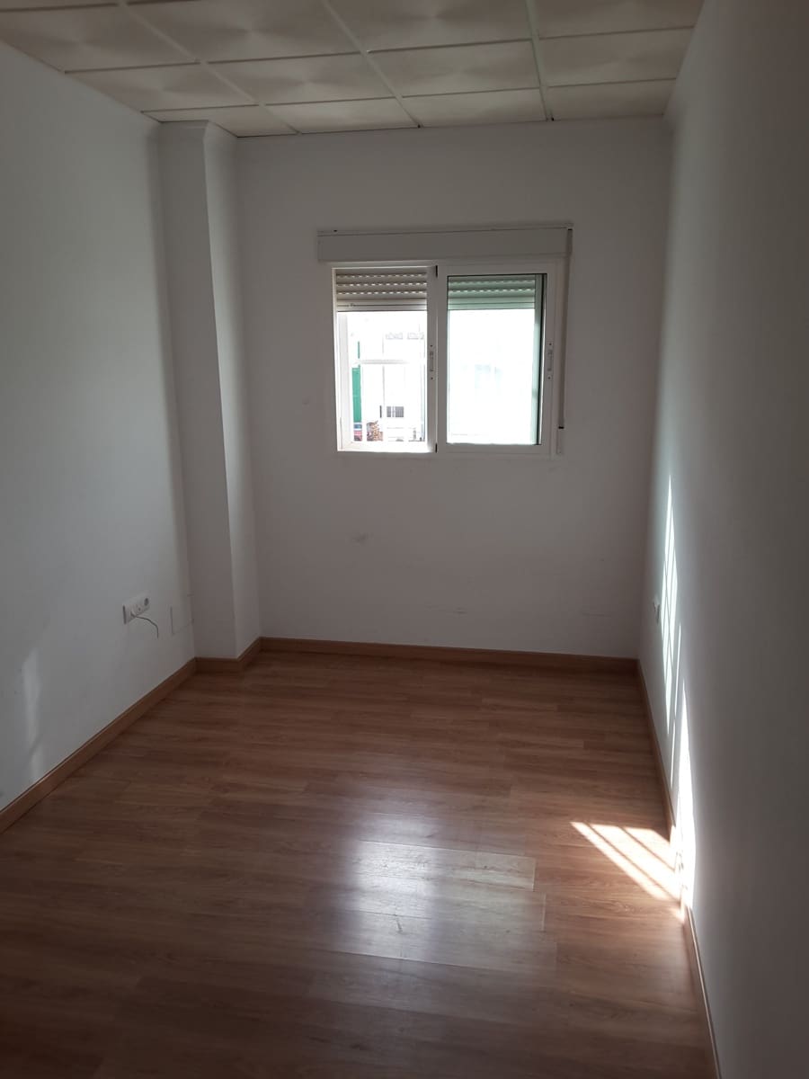 Erhverv til salg i Chirivel - € 165.000 (Ref: 8417198)