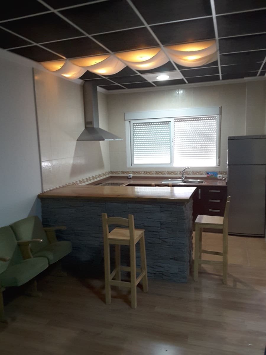 Erhverv til salg i Chirivel - € 165.000 (Ref: 8417198)