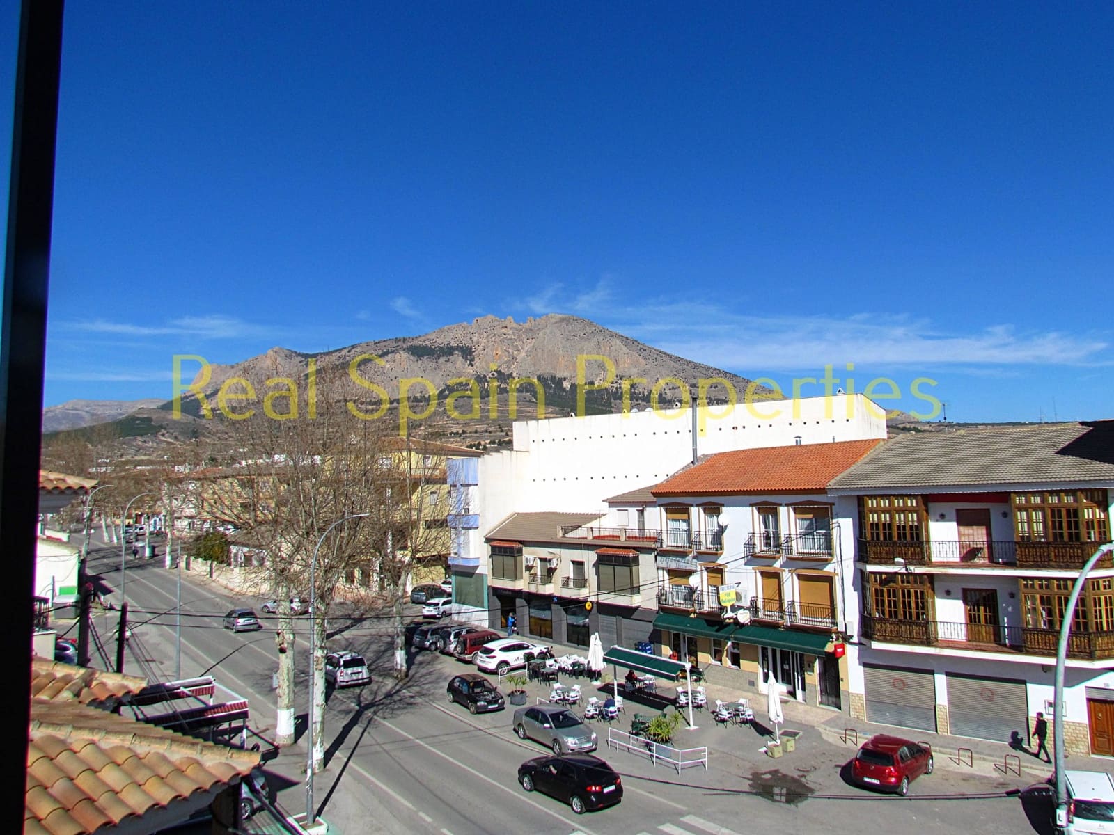 4 bedroom Apartment for sale in Velez-Rubio - € 39,000 (Ref: 8417199)